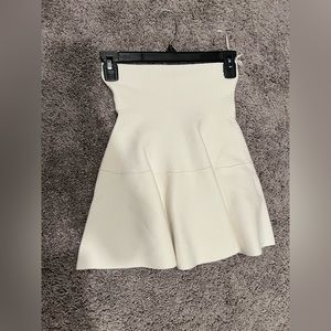 NWOT Zara knit white skater mini skirt